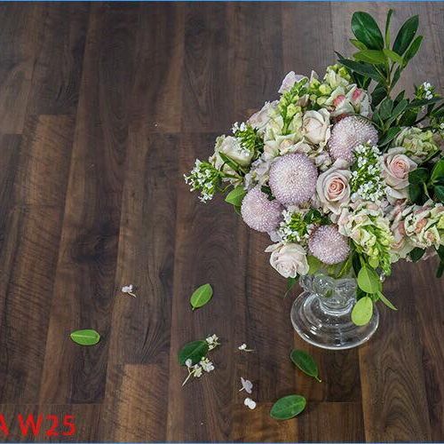 Sàn gỗ Robina W25 bản to 12mm