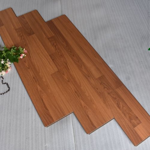 Sàn Gỗ THAIGREEN 8mm O102