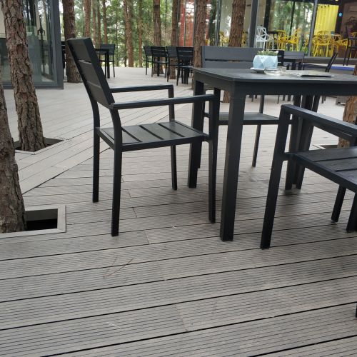 Sàn cà phê ngoài trời